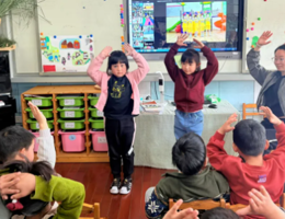 快乐器械操 缤纷炫你我——记藏书实验幼儿园幼儿韵律操比赛活动